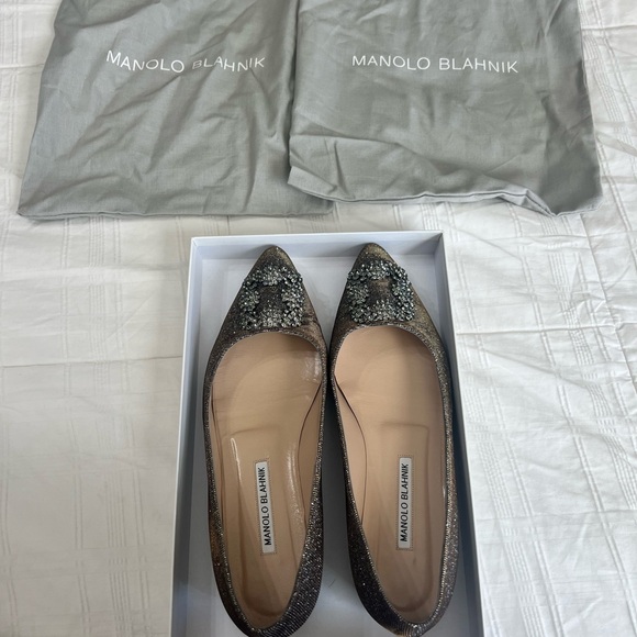 Manolo Blahnik Gold Glitter Fabric Jewel Buckle Flat Pumps Size 39 - Picture 5 of 11